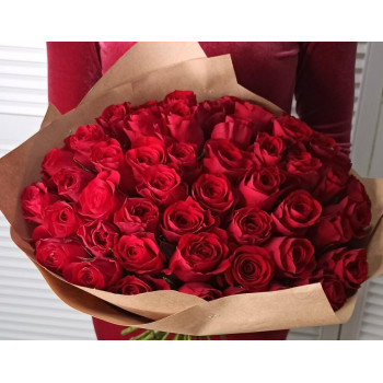 51 red roses Premium Kenya per package